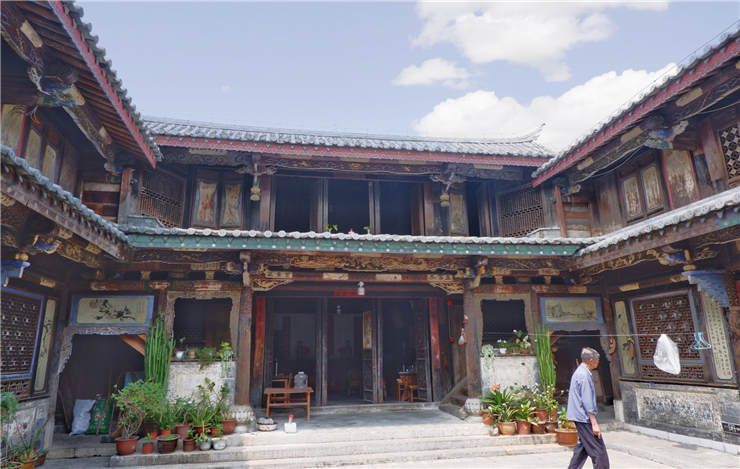 云南旅游被忽略的最美小縣城，千年古城不收門票，住宿餐飲很便宜