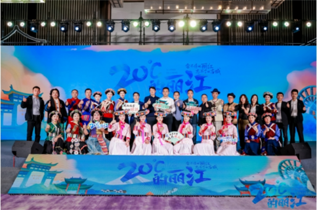 云南旅游,云南旅行社,云南團(tuán)建公司,云南策劃公司,云南會議執(zhí)行,麗江旅游,麗江旅行社,麗江團(tuán)建公司,麗江策劃公司：蘇州奏響麗江戀歌，“舍不得的麗江 忘不了的古城” 吸睛無數(shù)